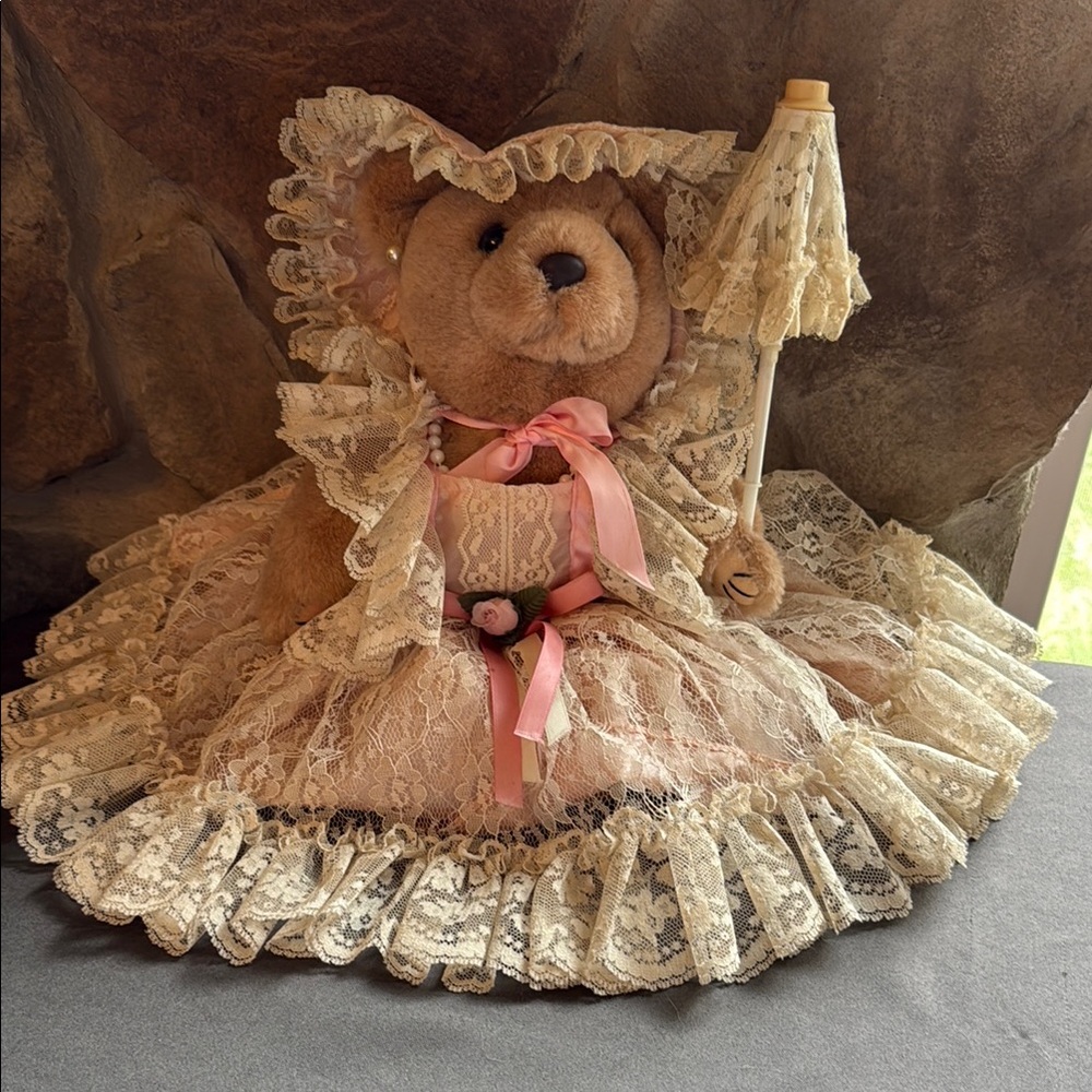 “Bearly People” 1991 Victorian-Inspired Cream and Pink Decor Accents Bear